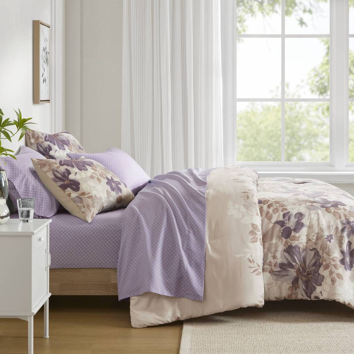 Nature-Inspired Floral Comforter Set with Bed Sheets – Beiges, Purples, and Brown Design