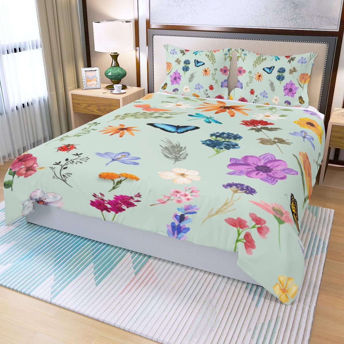 Floral Design with Butterfly&#39;s - Three Piece Duvet Bedding Set